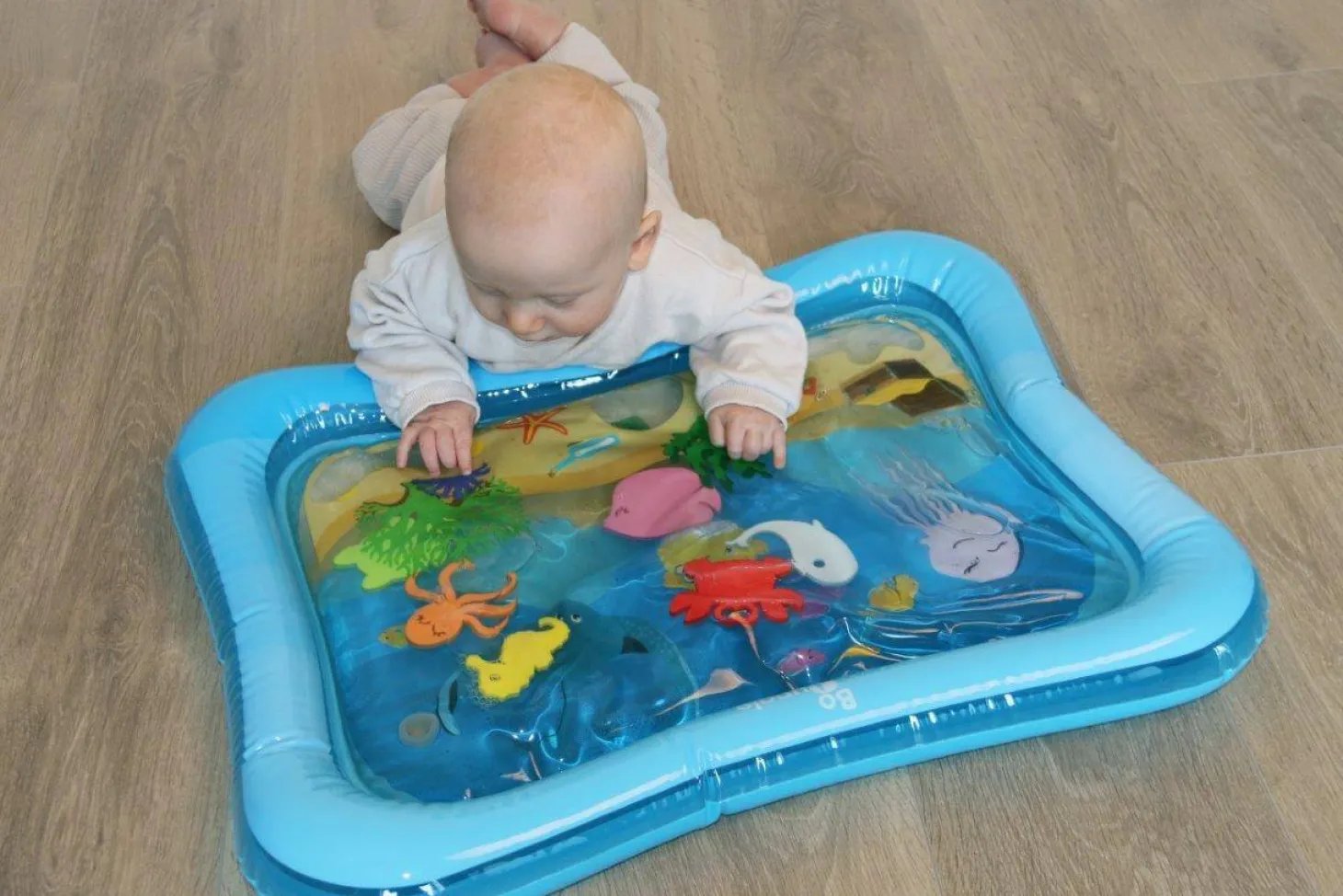 B-Mata wodna dla niemowląt Sea Friends
