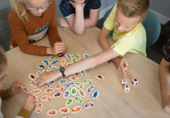 Drewniana gra edukacyjna Znajdź rybkę