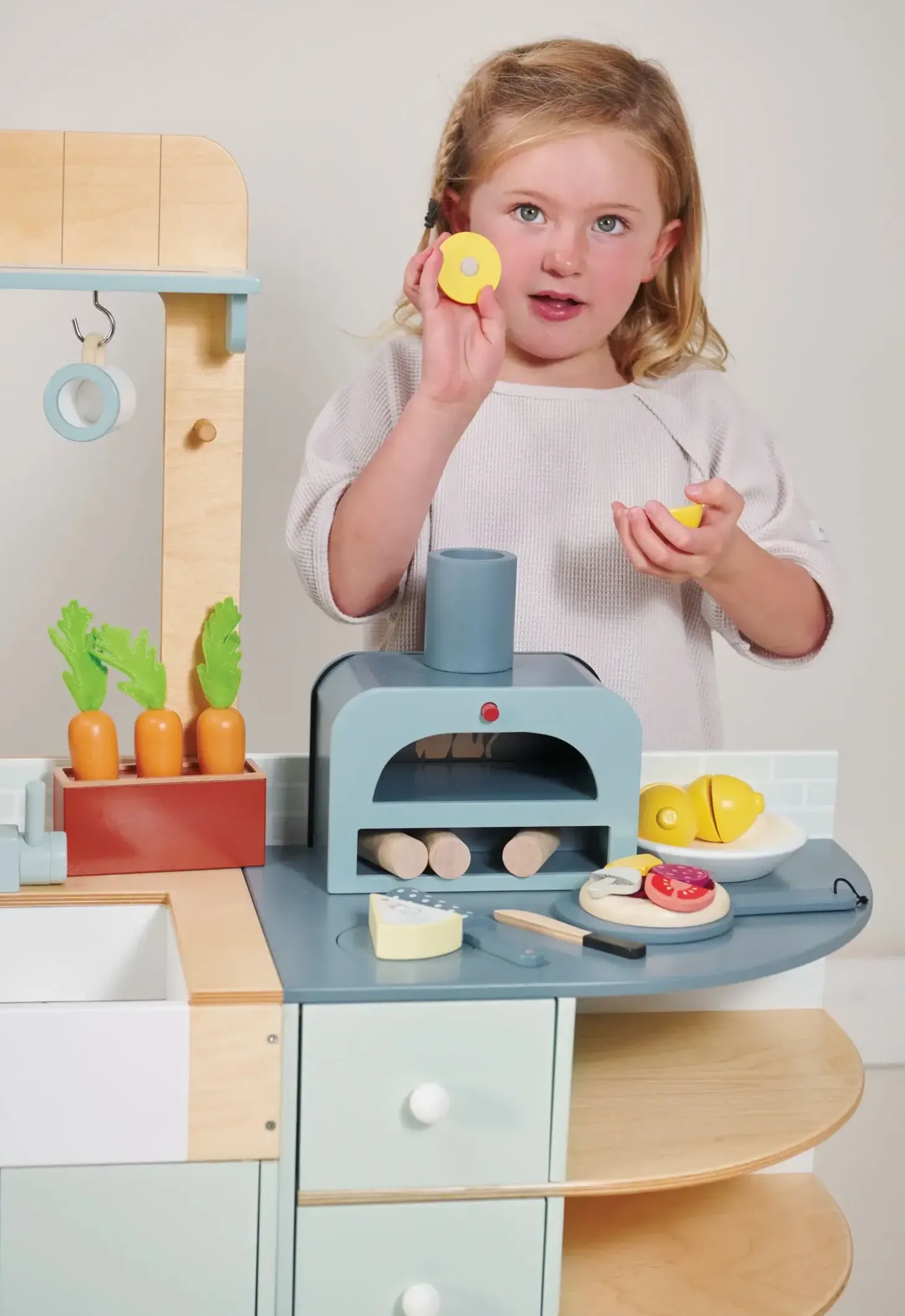 Drewniana kuchnia XXL z piekarnikiem La Fiamma Grand Kitchen
