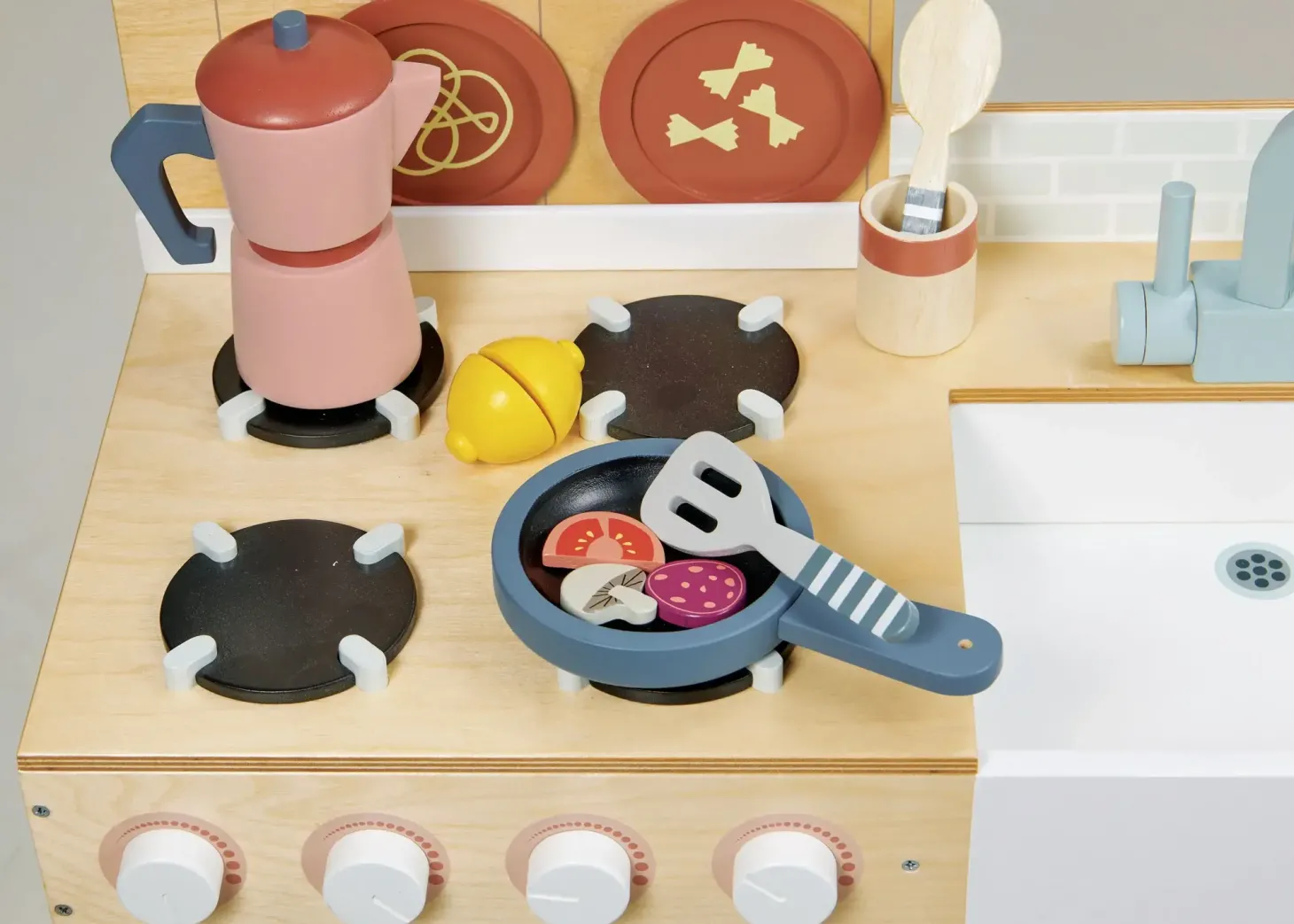 Drewniana kuchnia XXL z piekarnikiem La Fiamma Grand Kitchen