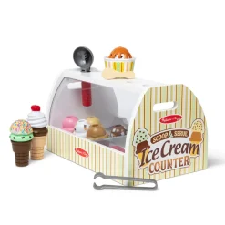 Drewniana Lodziarnia, Scoop & Serve