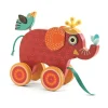 Drewniana zabawka do ciągnięcia słonik