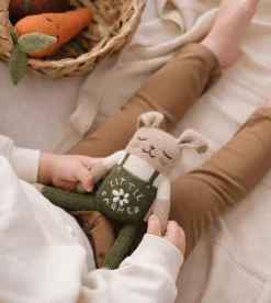 Dziergany królik z wełny alpaki - little farmer