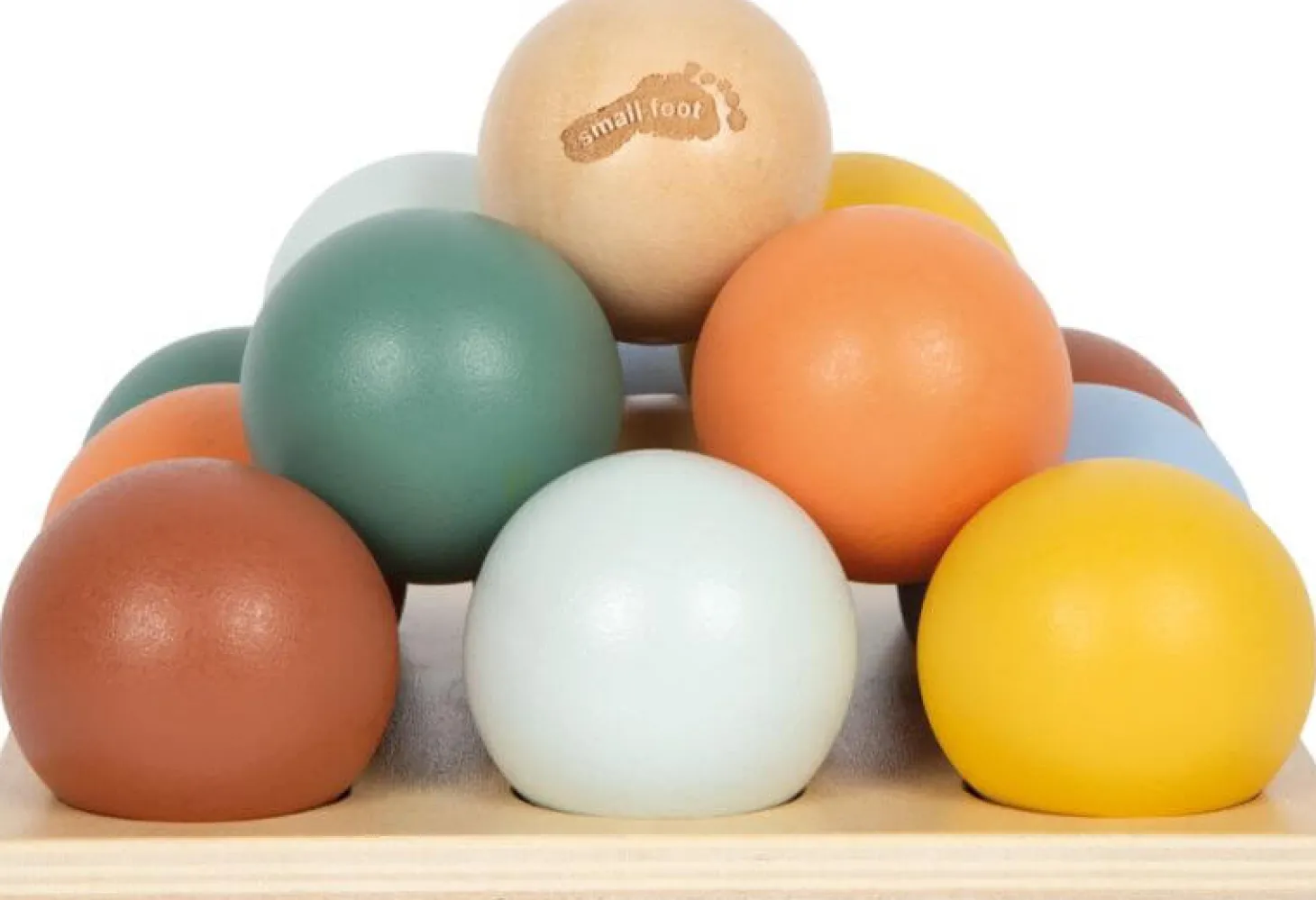 Edukacyjny sorter Montessori z drewnianymi kulkami i planszą