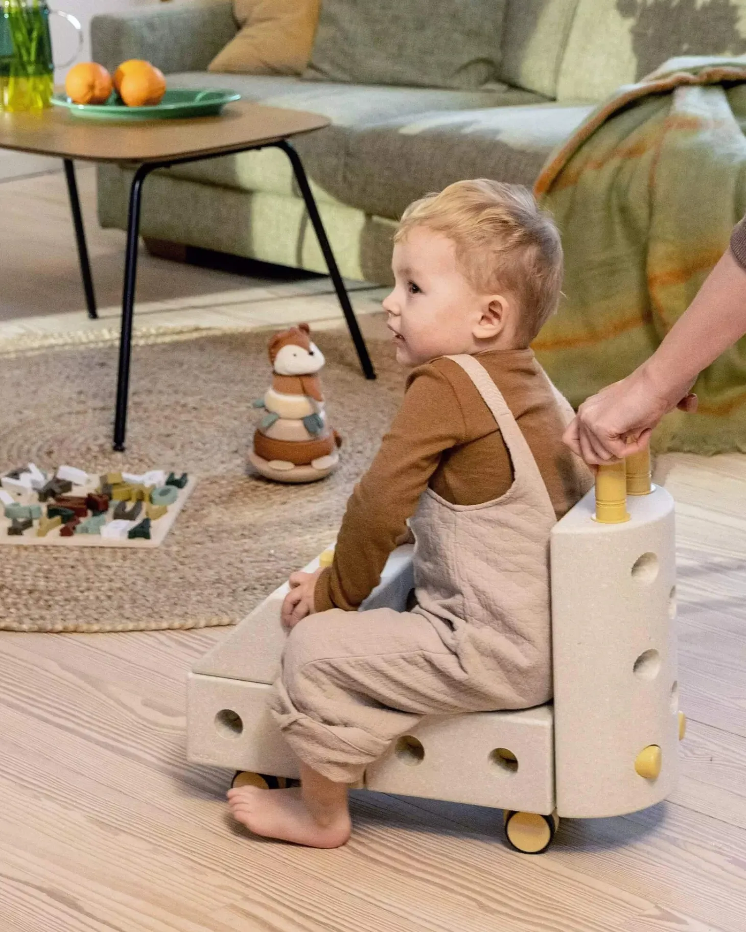 Explorer set - Kreatywne klocki rozwijające motorykę dużą: Sand Grey, Honey Yellow 8w1