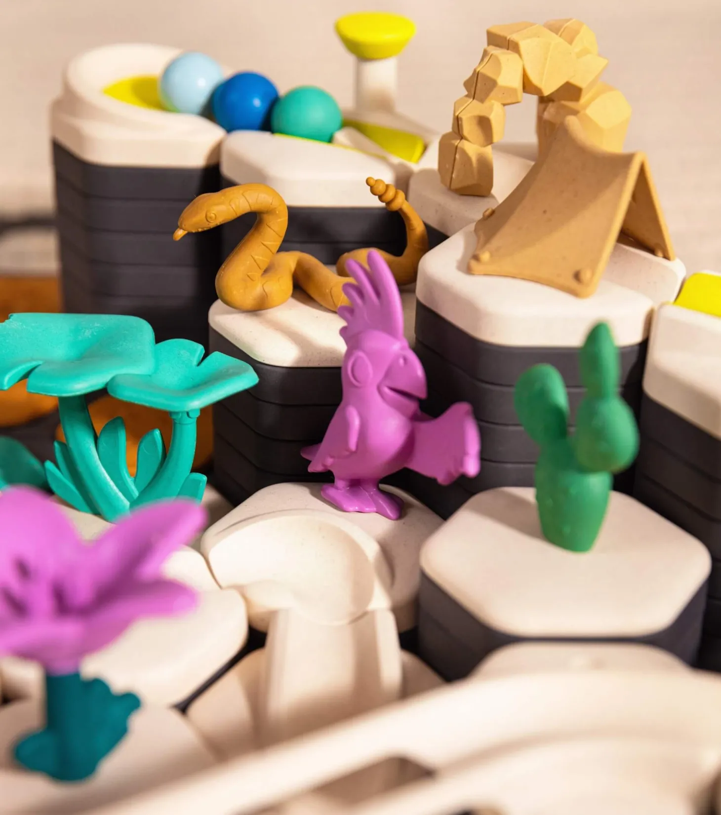 GraviTrax JUNIOR. Zestaw Startowy L - Dżungla, 100 el.