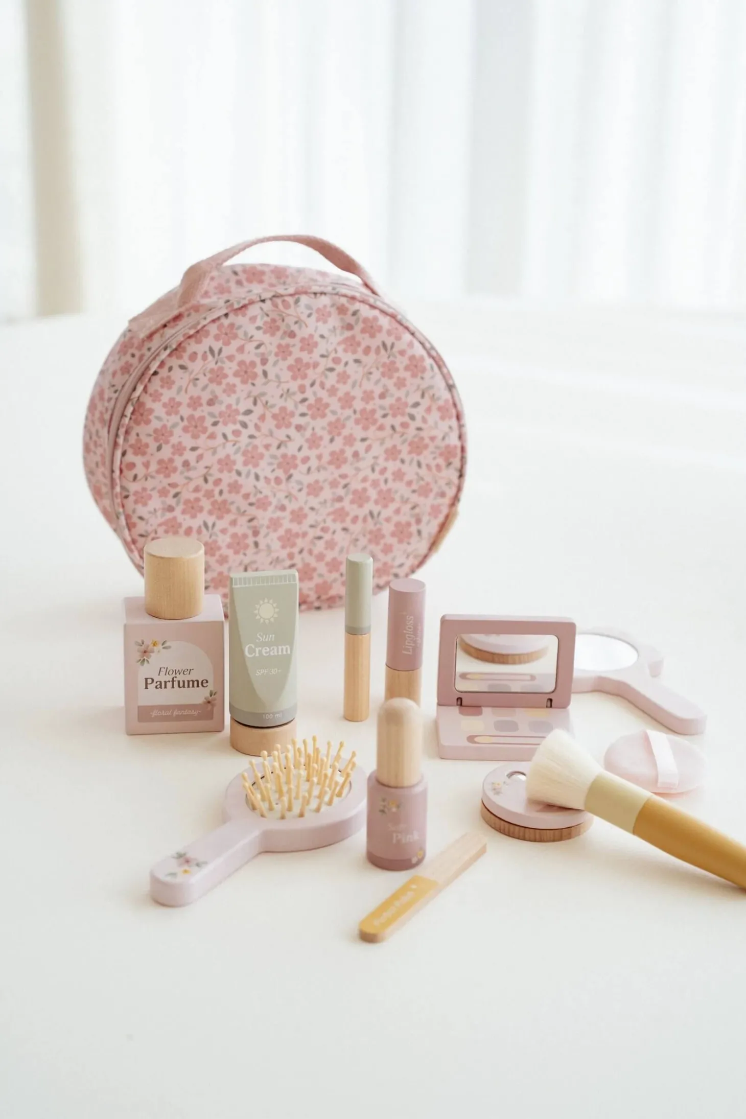Kosmetyczka z akcesoriami Beauty Case FSC