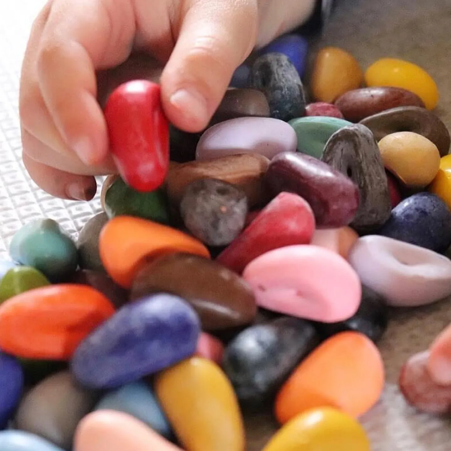 Kredki Crayon Rocks Modern Art w bawełnianym woreczku - 8 kolorów