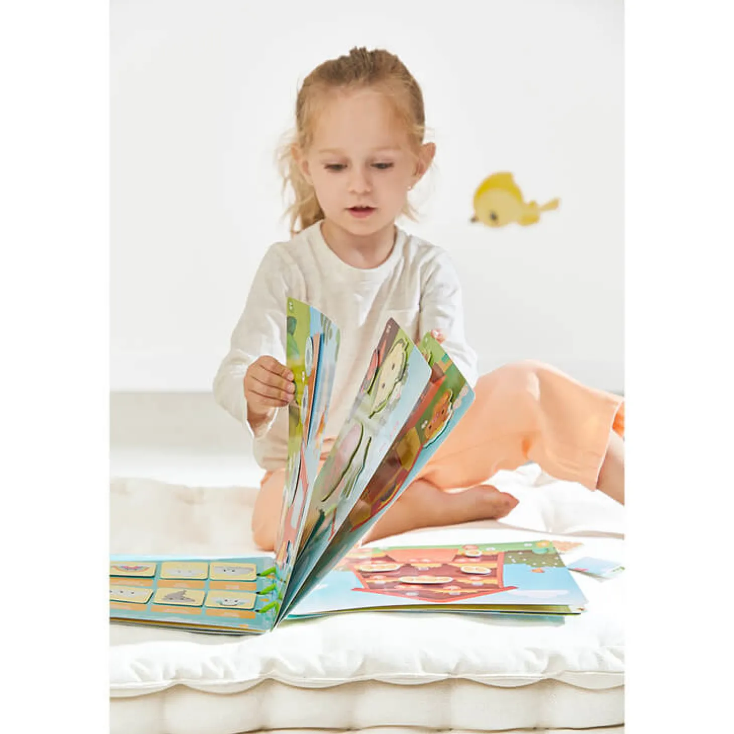 Książeczka z zadaniami Busy Book Farma 3+