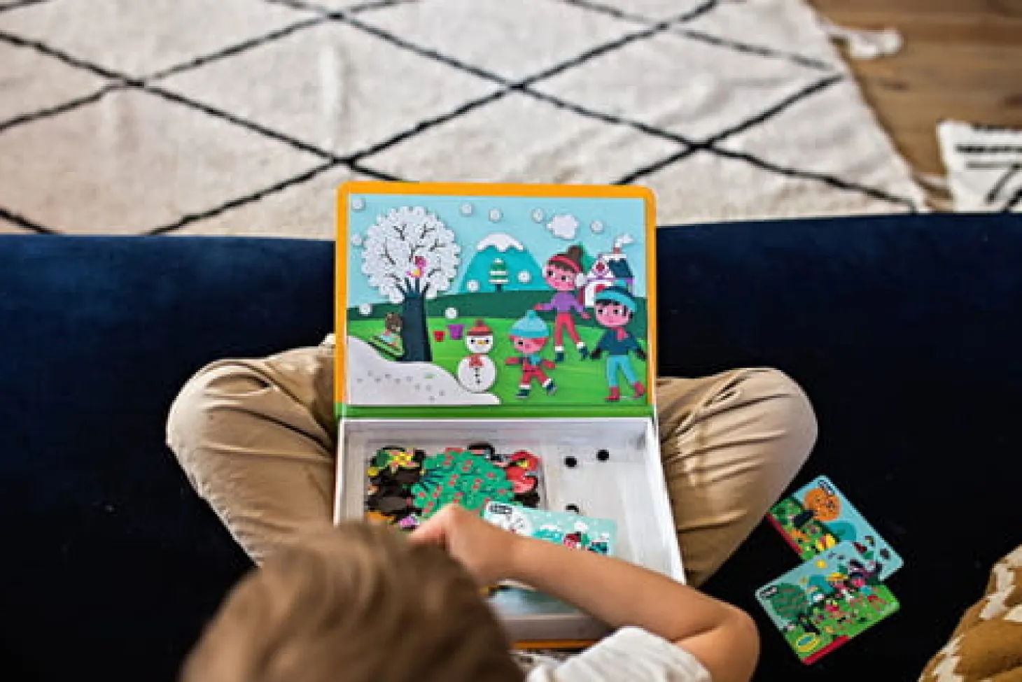Magnetyczna układanka 4 pory roku Magnetibook