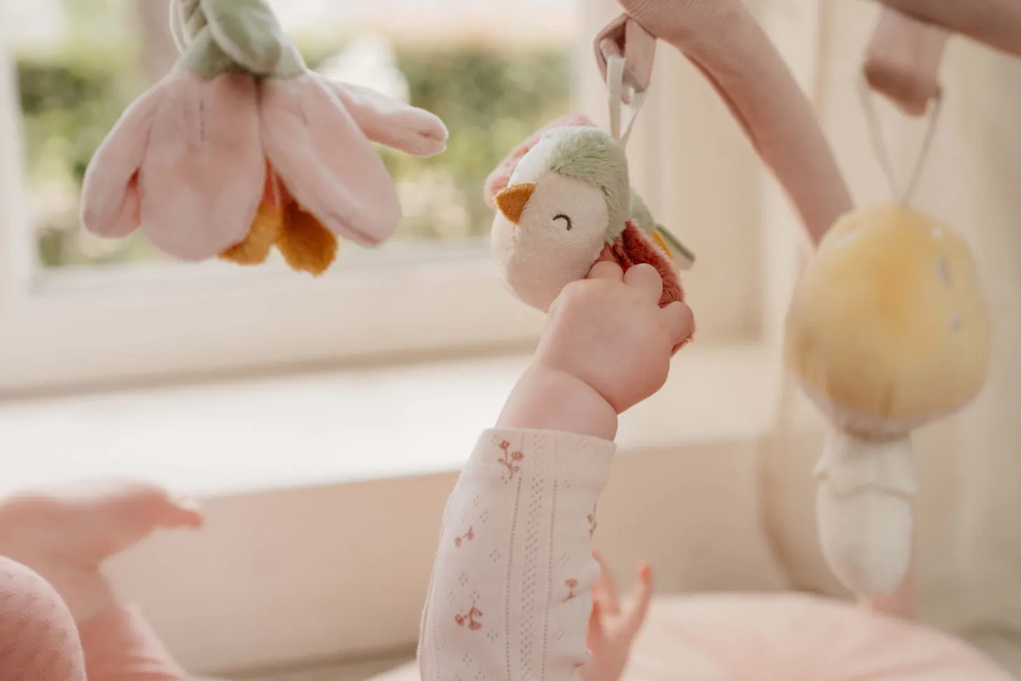 Mata aktywizująca z pałąkiem Fairy Garden