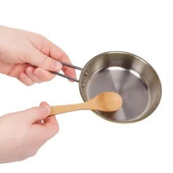 Mini Chef - Pot-n-Pan Playset - zestaw realistycznych naczyń i przyborów kuchennych ze stojakiem