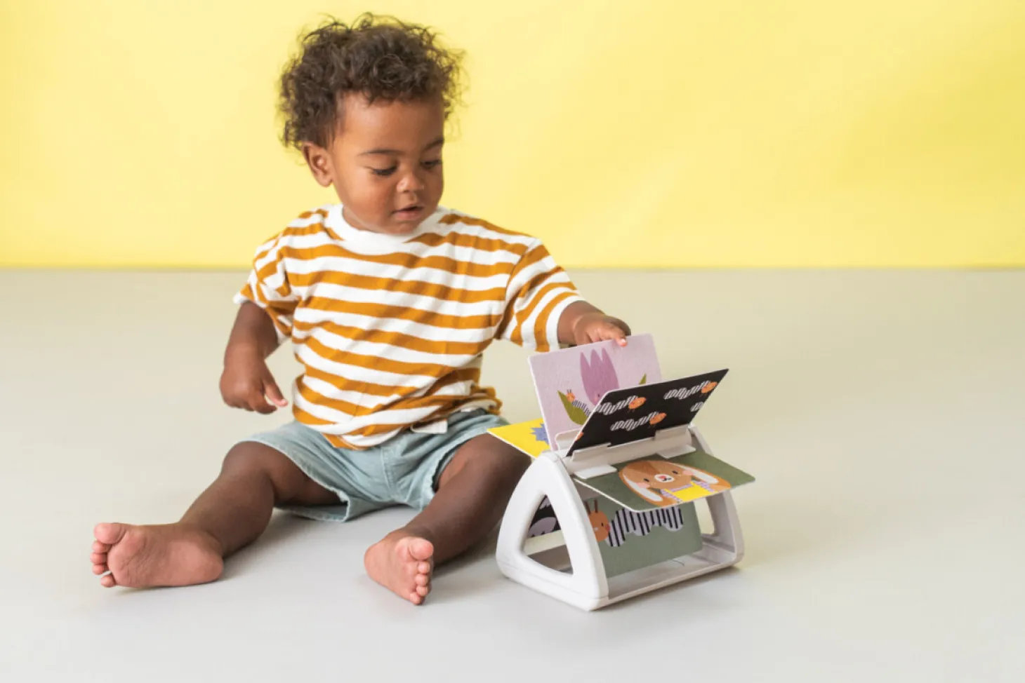 Obracająca się książeczka grzechocząca Tummy Time