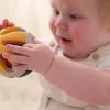 Piłka grzechotka dla niemowlaka 3m+