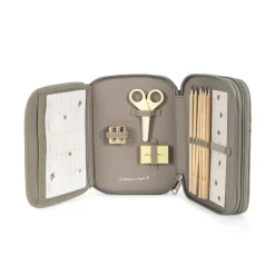 Piórnik Clover z wyposażeniem - tiger oak