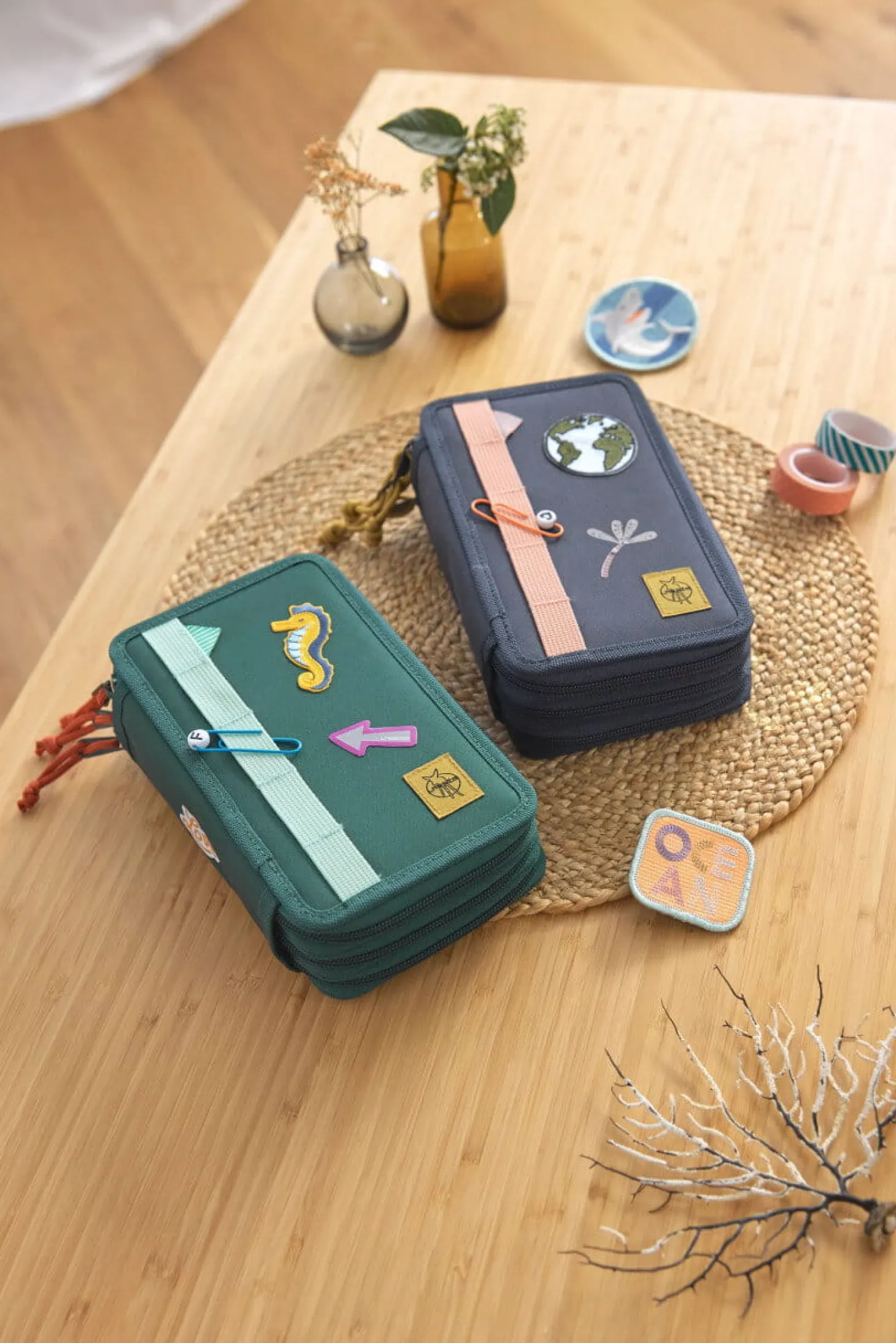 Potrójny piórnik – etui z wyposażeniem Unique, dark green