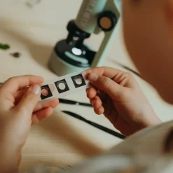 Przenośny mikroskop KIDYMICROSCOPE - zielony