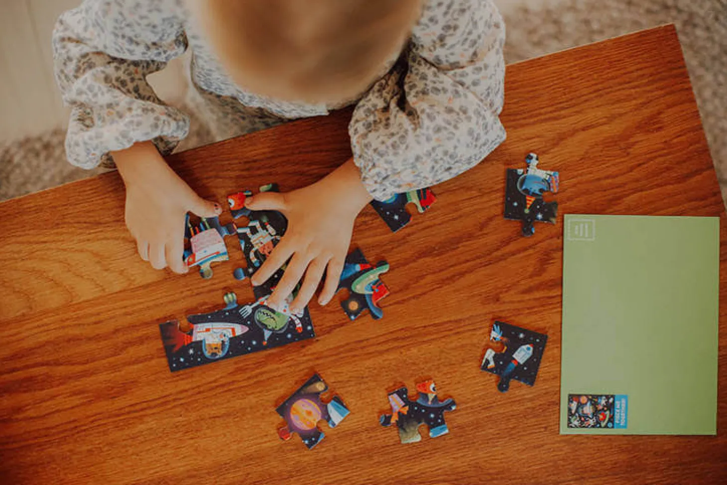 Puzzle-kartka z życzeniami Kosmos 12el. 3+
