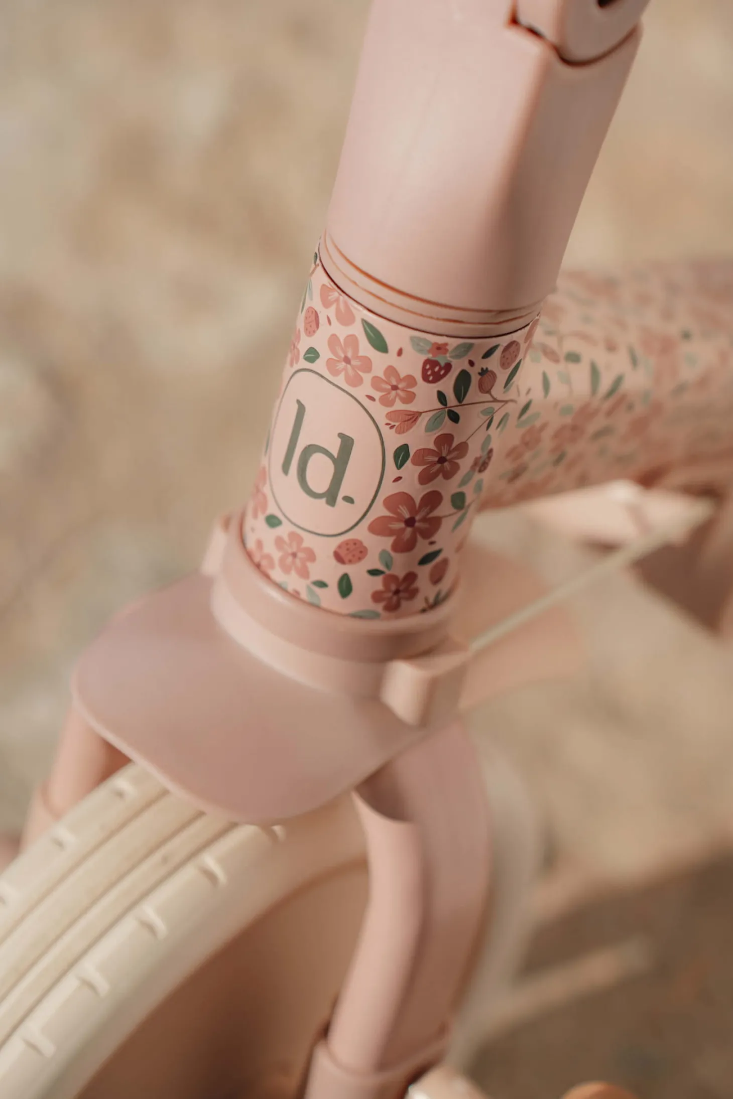 Rowerek trójkołowy 4w1 z rączką Fairy Floral