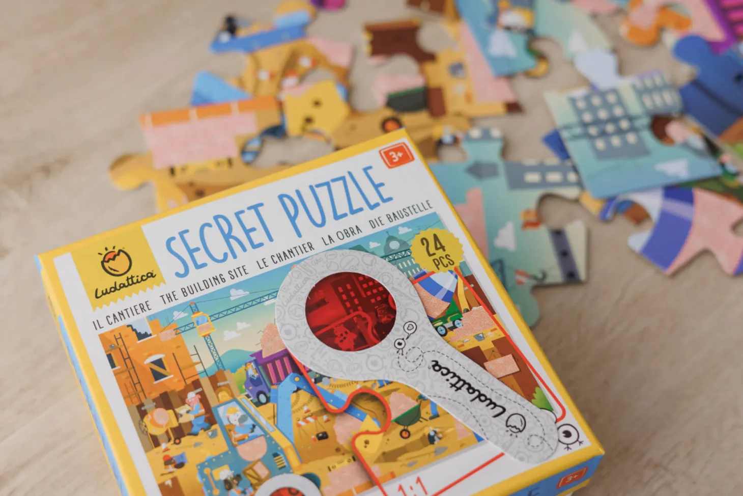 SECRET PUZZLE - puzzle z tajemnicą - PLAC BUDOWY