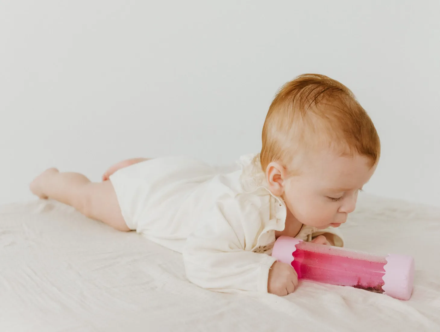 Sensoryczna butelka dla niemowląt SOFT PINK