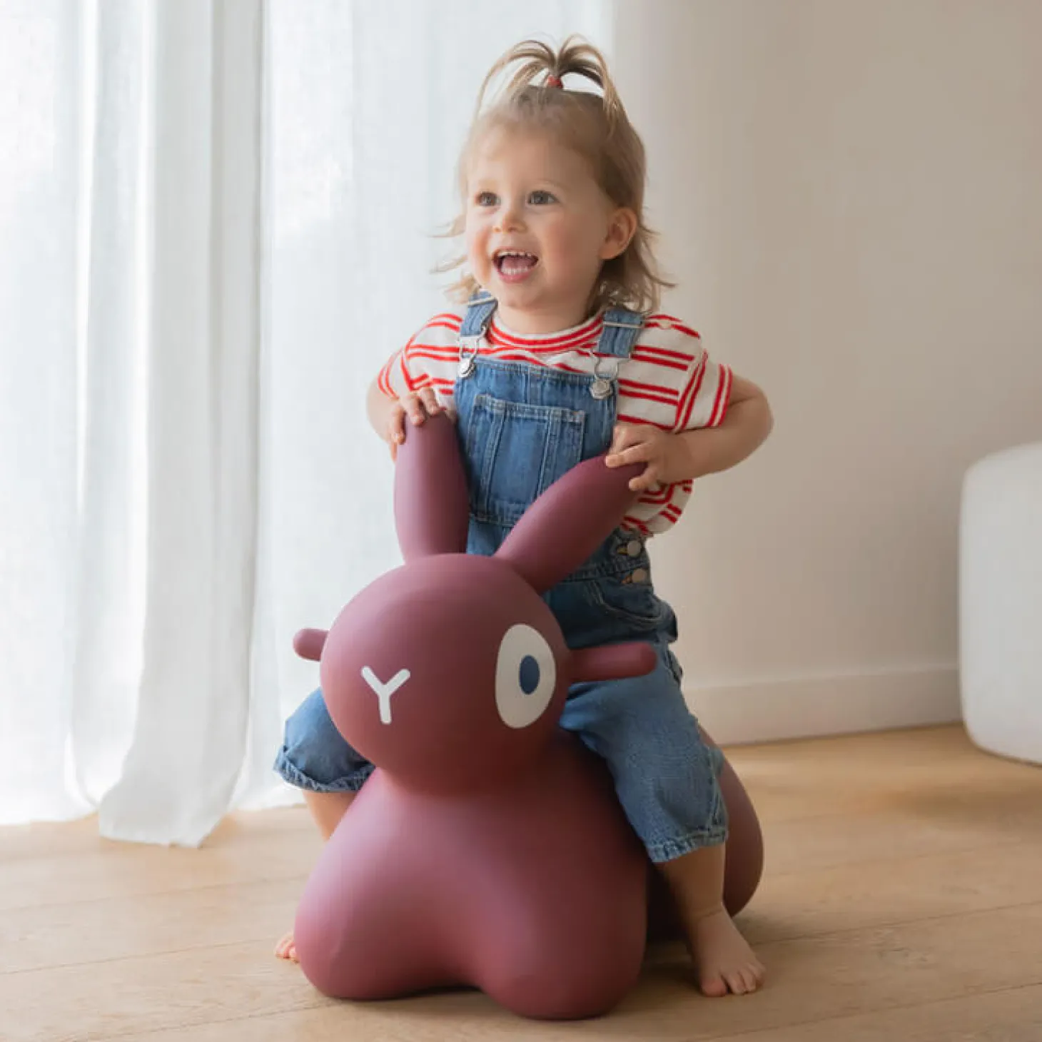 Skoczek Hoppi Bunny - Burgundy