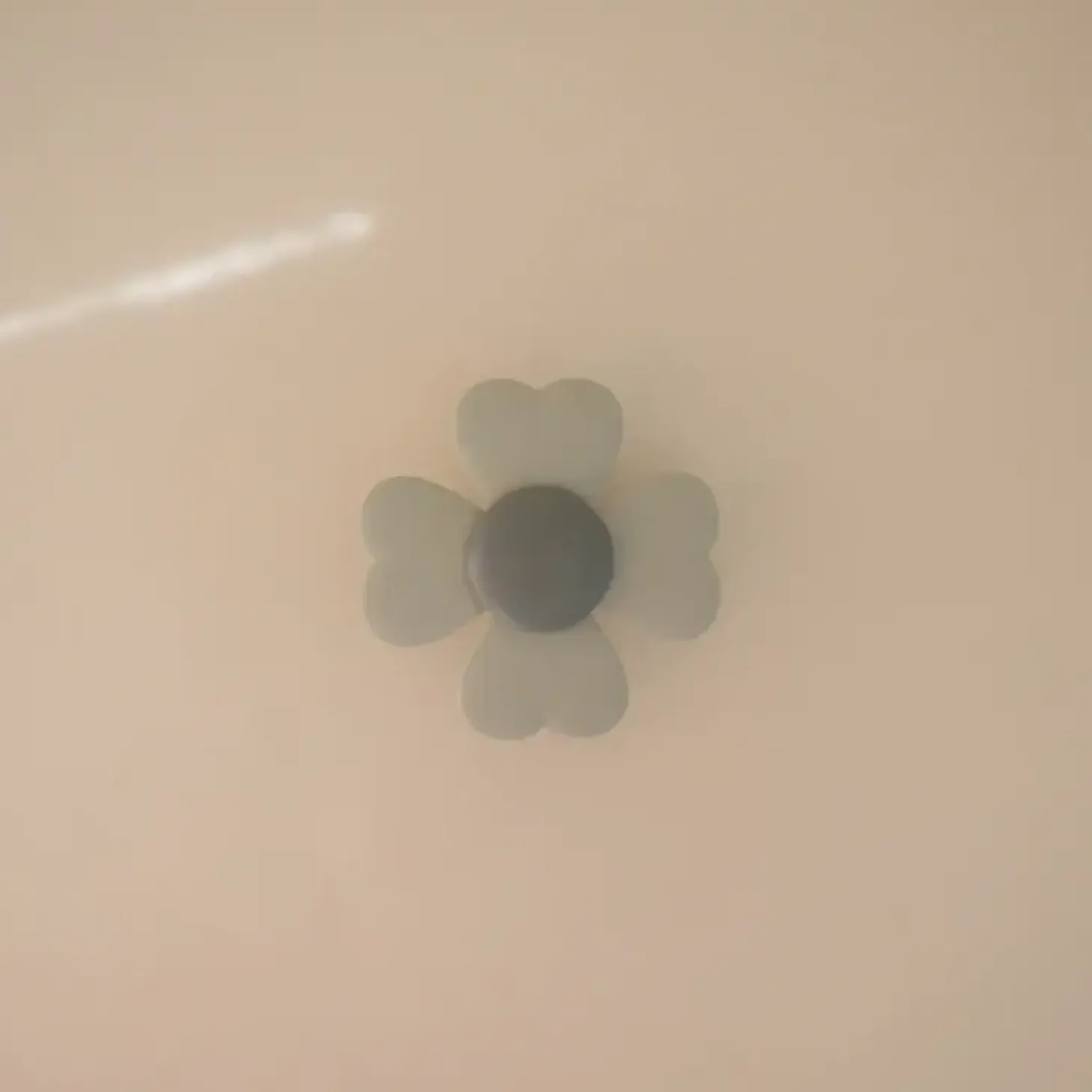 Spinner sensoryczny z przyssawką - Lucky