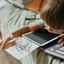 Tablet graficzny z szablonami do rysowania KIDYDRAW-MINI - zwierzęta dookoła świata