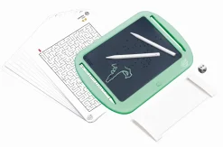 Tablet z grami podróżnymi