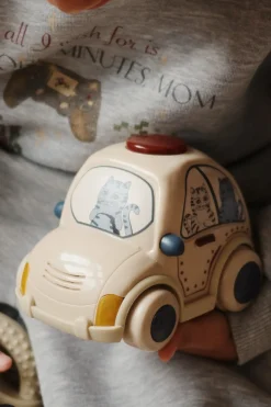 Zdalnie sterowany samochód policyjny na pilot - beige